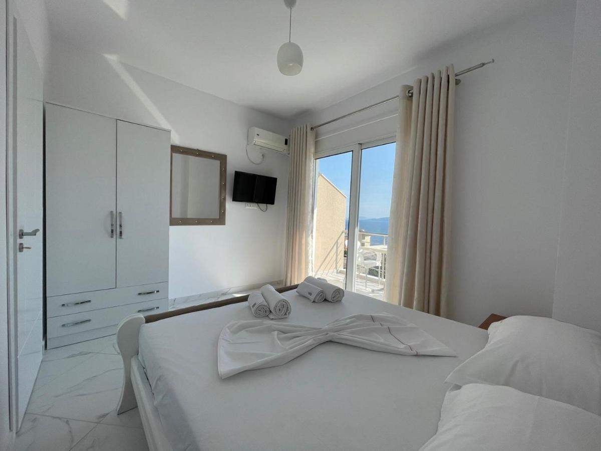 Villa Eden Breeze Sarande Ngoại thất bức ảnh