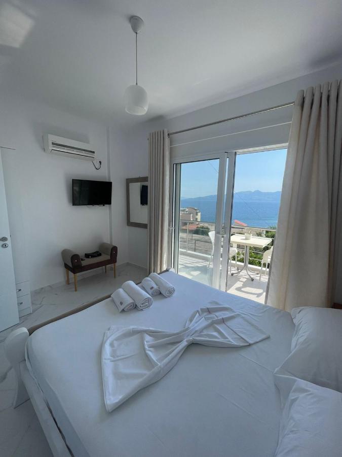 Villa Eden Breeze Sarande Ngoại thất bức ảnh
